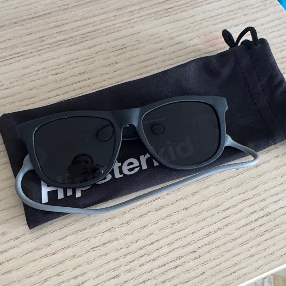 Hipsterkid Black Sunglasses